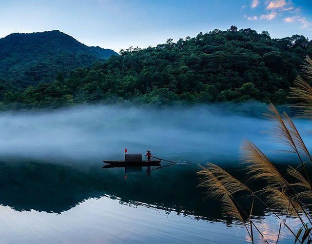 民间易学风水里的黄道与黑道是什么？黑道日和黄道日有什么区别？